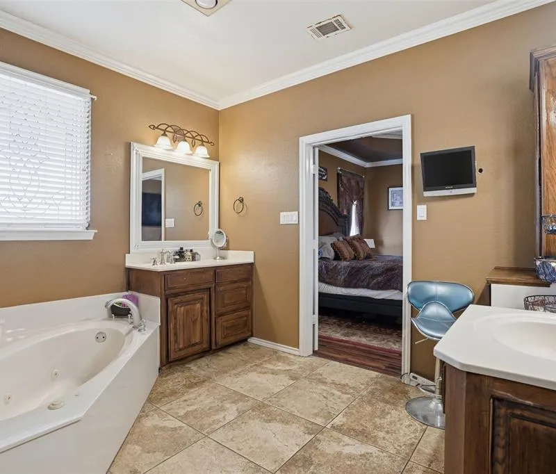 7229 County Road 1205, Rio Vista TX 76093