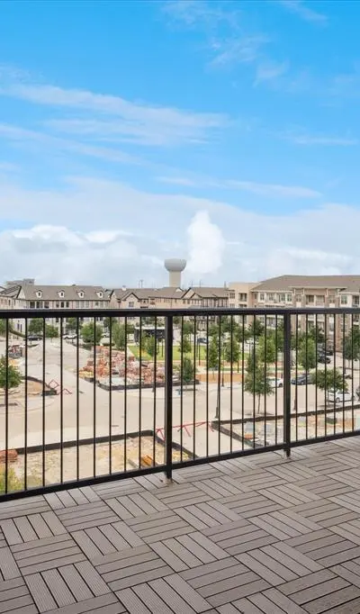 14954 Oak Street, Addison TX 75001 - Photo 2