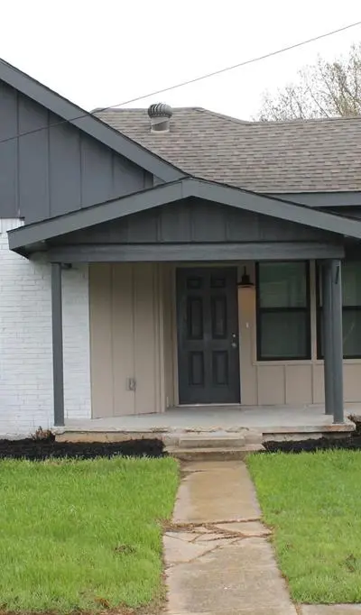 104 S Hubbard Street, Alvord TX 76225