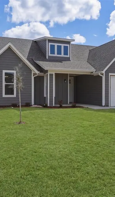 421 Redbud Lane, Tolar TX 76476 - Photo 3