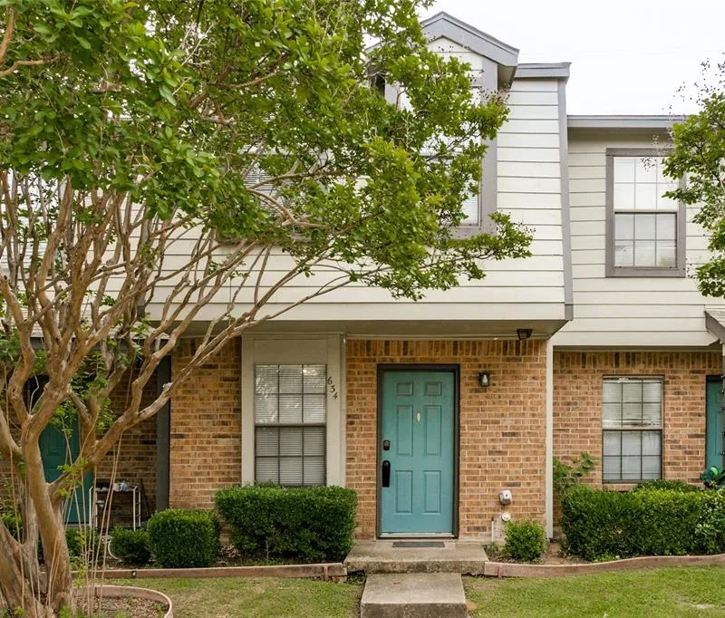 634 W Collins Street, Denton TX 76201