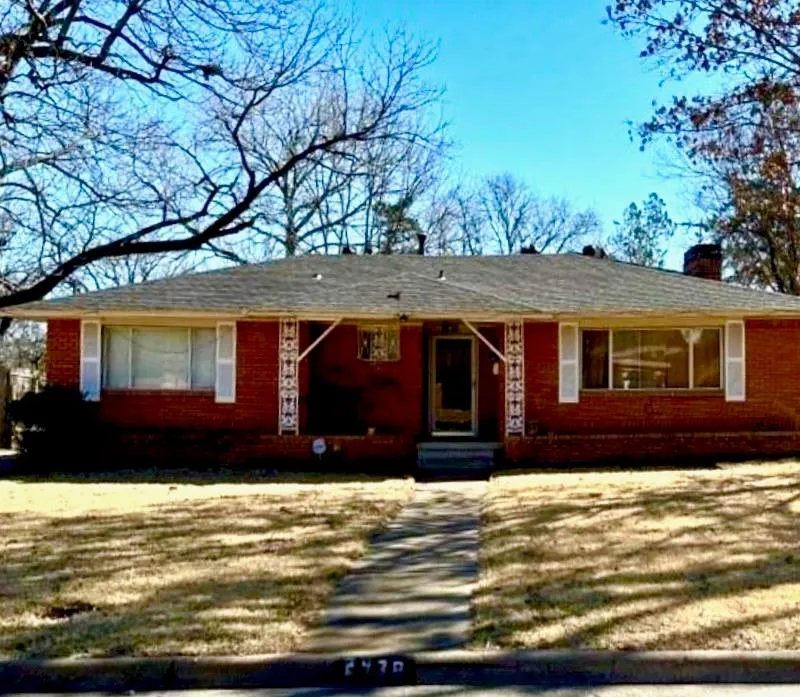 2438 Five Mile Circle, Dallas TX 75233