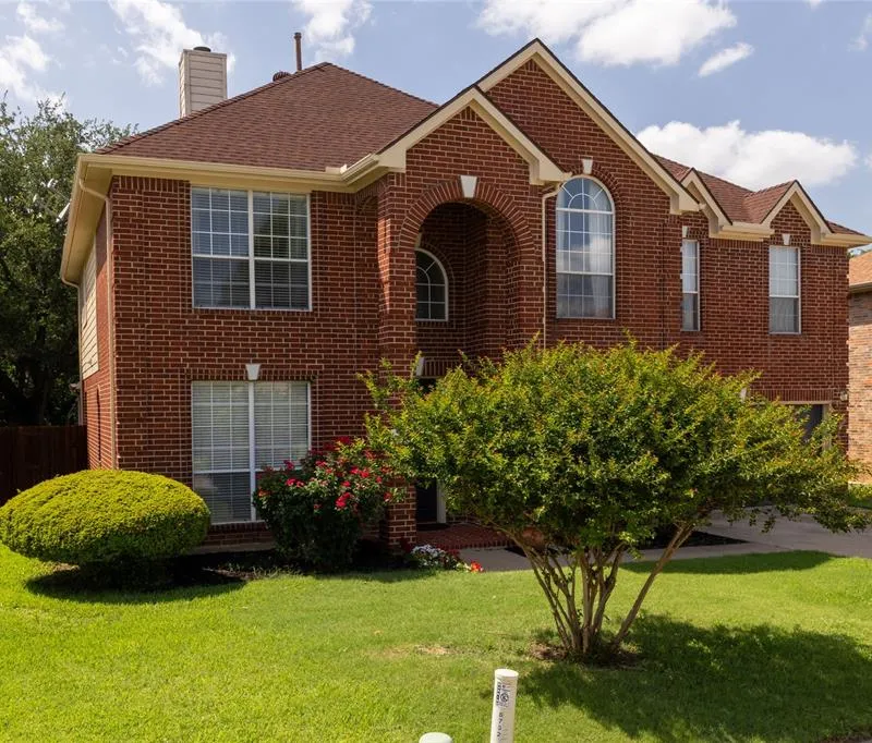 5732 Chelmsford Trail, Arlington TX 76018