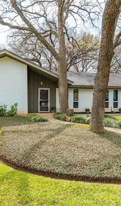 1819 W Cedar Elm Drive, Arlington TX 76012