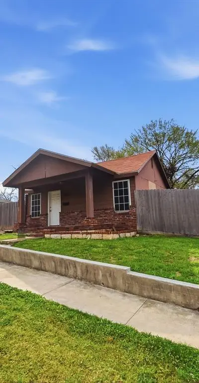 3000 Avenue M, Fort Worth TX 76105