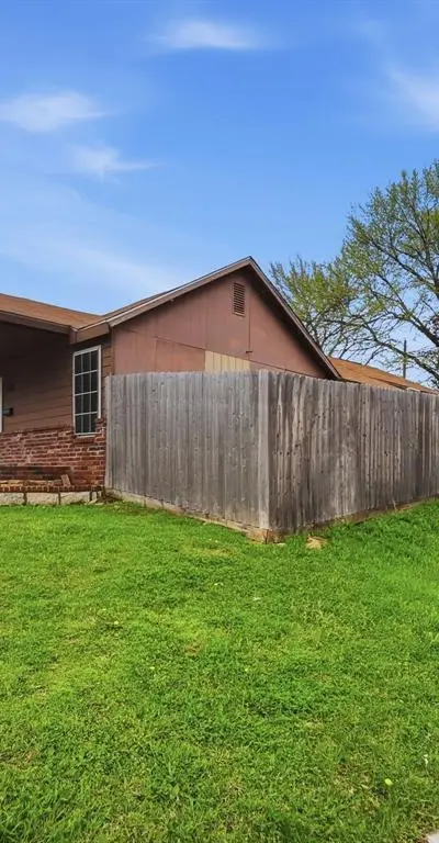 3000 Avenue M, Fort Worth TX 76105 - Photo 4
