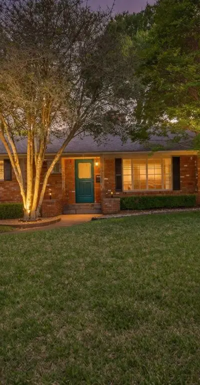 2816 Bonnywood Lane, Dallas TX 75233