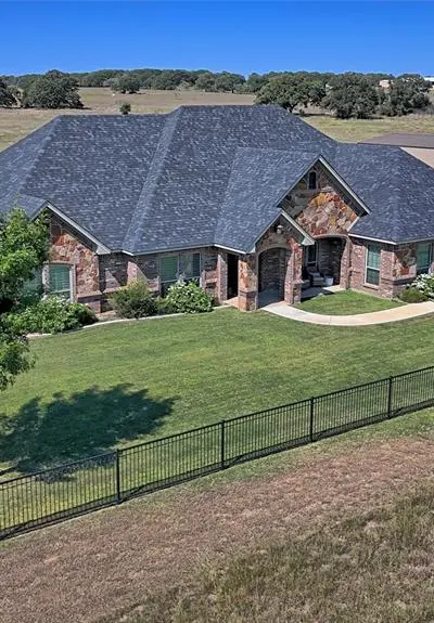 1150 Lone Star Road, Bowie TX 76230 - Photo 2