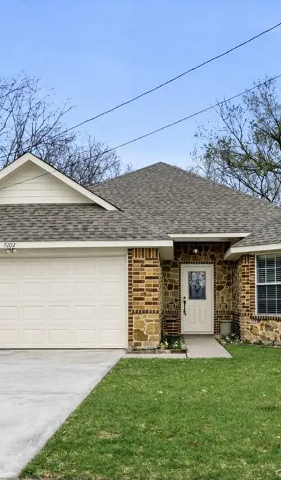 8102 Melrose Street E, White Settlement TX 76108 - Photo 4