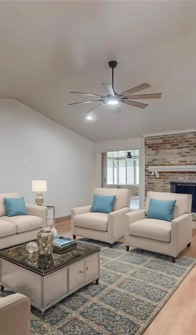 3714 Kiest Knoll Drive, Dallas TX 75233 - Photo 3