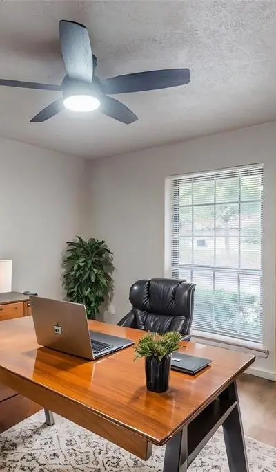 3714 Kiest Knoll Drive, Dallas TX 75233 - Photo 4
