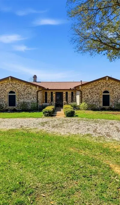 213 County Road 805a, Keene TX 76031 - Photo 2