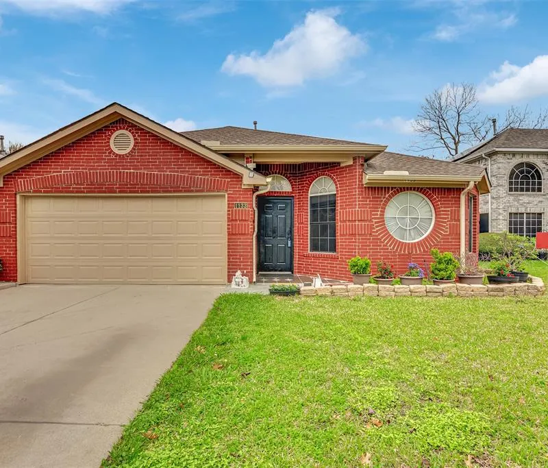 1133 Bay Side Drive, Irving TX 75060