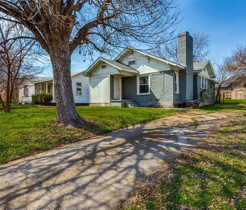 826 Mirike Drive, White Settlement TX 76108