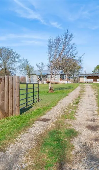 7040 County Road 131b, Terrell TX 75161 - Photo 2