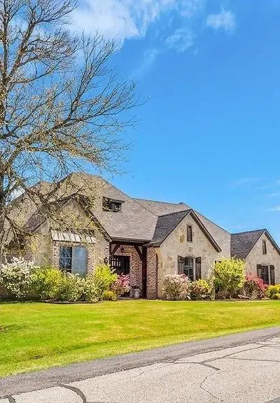 138 Tananger Springs Drive, Denison TX 75021 - Photo 2