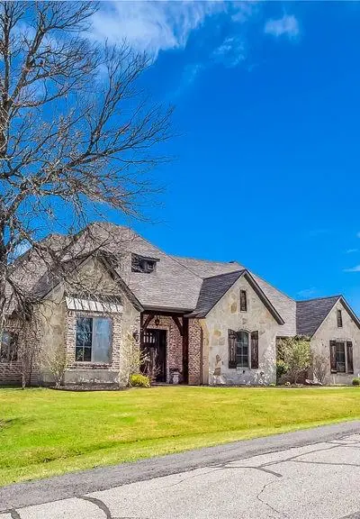 138 Tananger Springs Drive, Denison TX 75021 - Photo 3