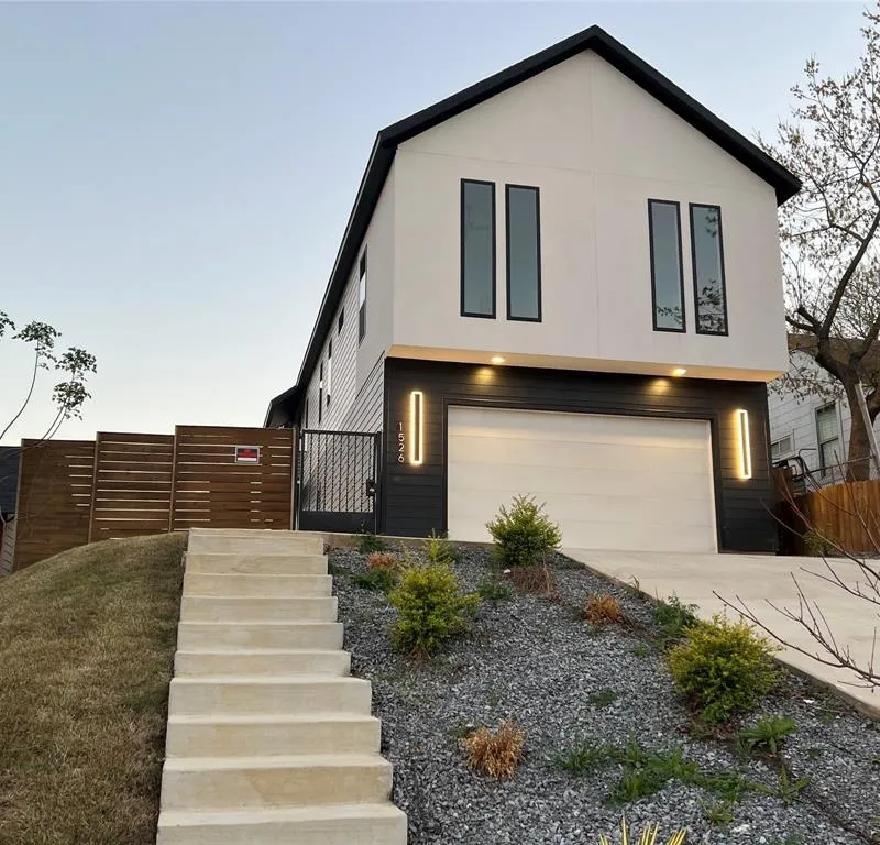 1526 Claude Street, Dallas TX 75203
