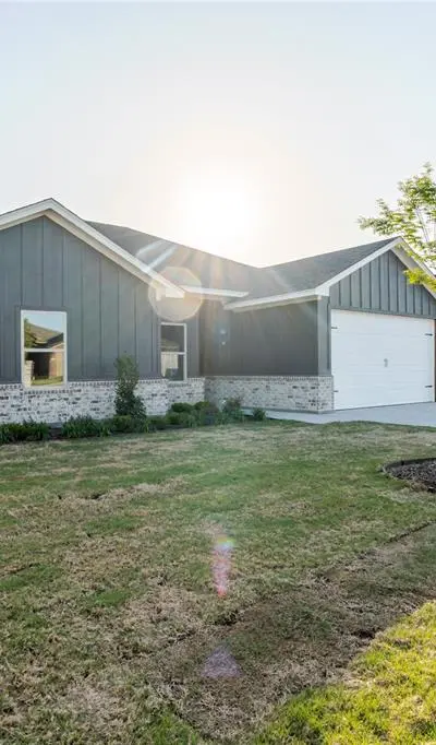 9213 Parkview Circle, Tolar TX 76476 - Photo 3