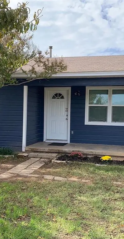 244 S Caddo Street, Lipan TX 76462