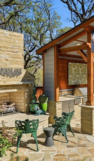 801 Shady Bend Court, Highland Village TX 75077 - Photo 2