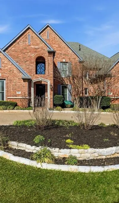 801 Shady Bend Court, Highland Village TX 75077 - Photo 5