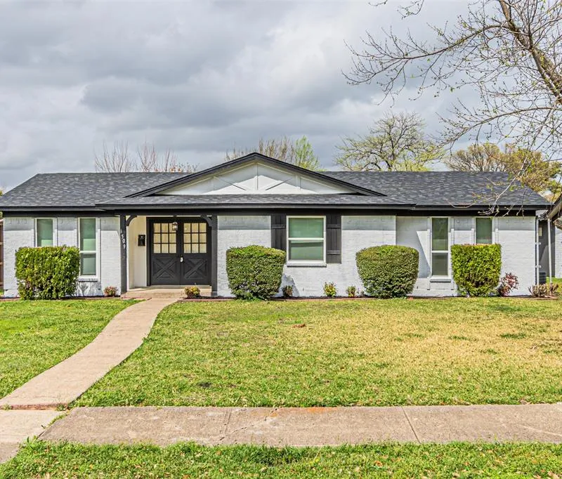 1509 Crockett Street, Garland TX 75042