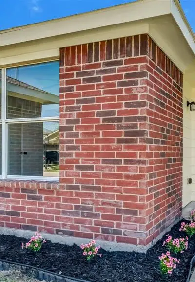 413 Fawn Hill Drive, Fort Worth TX 76134 - Photo 5
