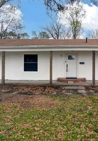 1425 W Walnut Street, Garland TX 75042