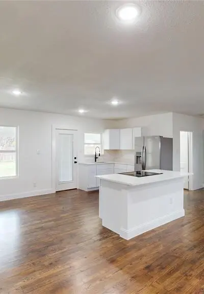 1425 W Walnut Street, Garland TX 75042 - Photo 5