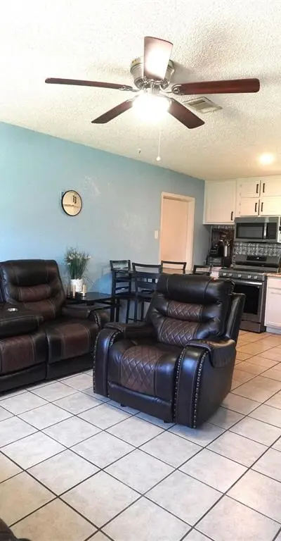 3931 Forbes Street, Fort Worth TX 76105 - Photo 3