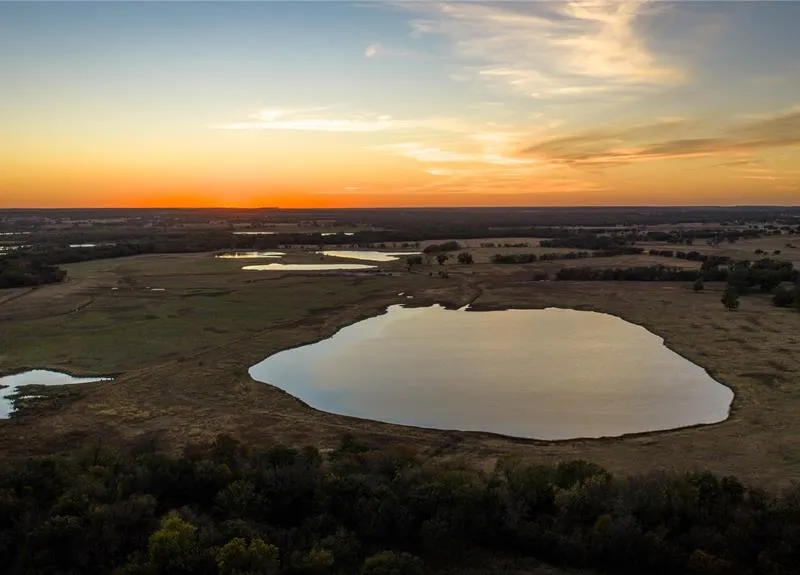 124 Private Road 3209, Bridgeport TX 76426