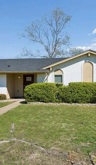 2917 Shenandoah Drive, Garland TX 75042 - Photo 2