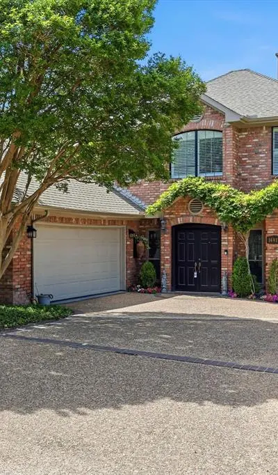 14917 Oaks North Drive, Addison TX 75254
