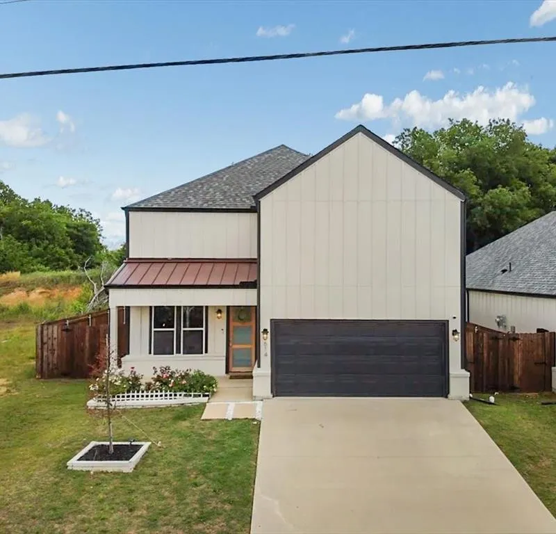 614 N M L King Jr Boulevard, Grand Prairie TX 75050