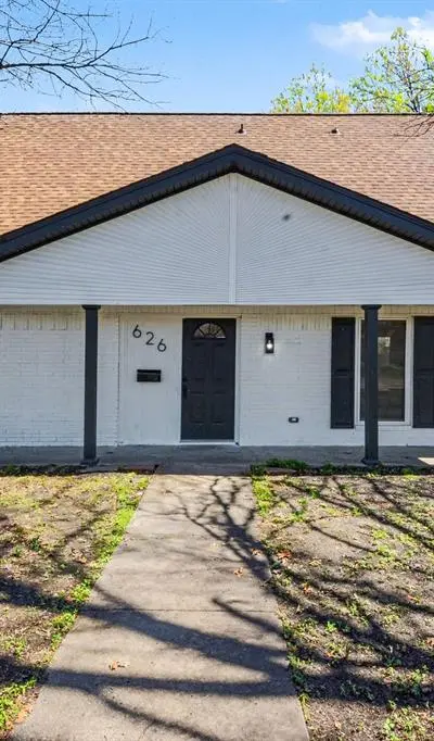 626 Bradfield Drive, Garland TX 75042 - Photo 3