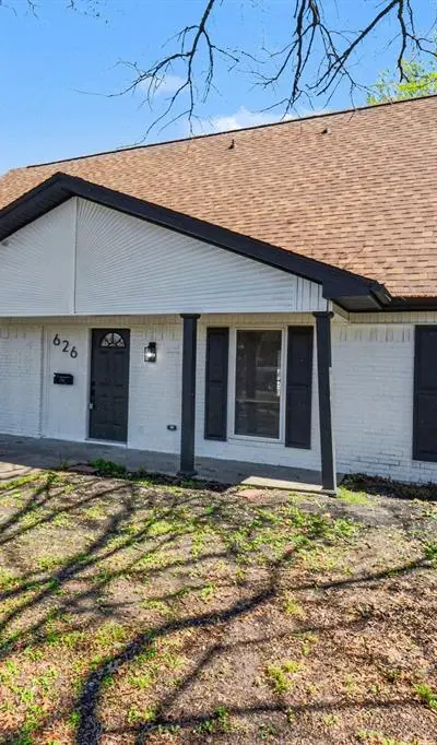 626 Bradfield Drive, Garland TX 75042 - Photo 4