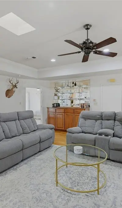 718 Kiowa Drive W, Lake Kiowa TX 76240 - Photo 5