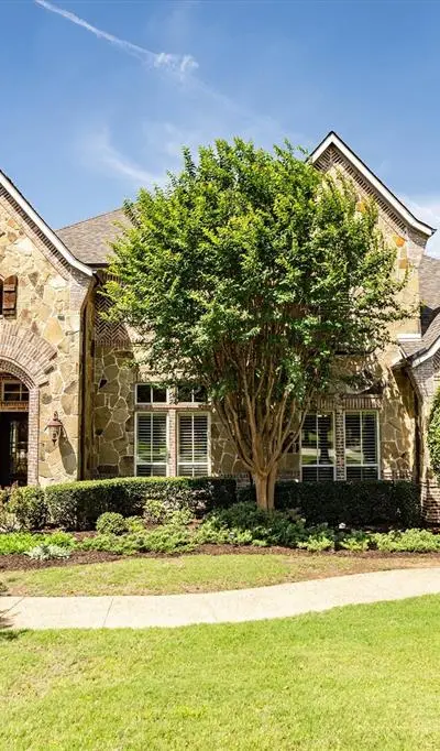 2301 Bella Lago Drive, Flower Mound TX 75022 - Photo 3