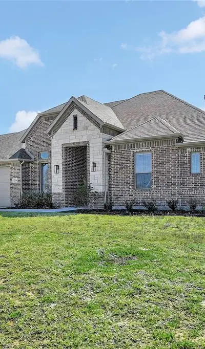209 Basalt Lane, Reno TX 76020 - Photo 2
