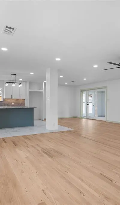 662 Fox Avenue, Lewisville TX 75057