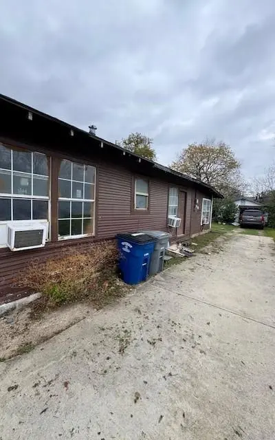 3115 Reynolds Avenue, Dallas TX 75223 - Photo 3
