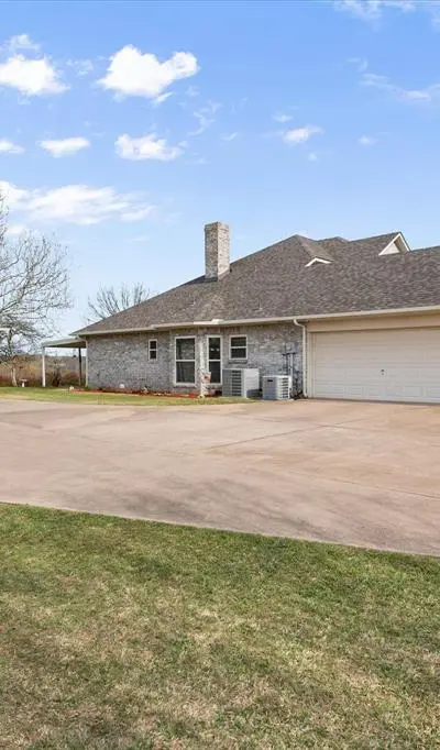 220 S Fork Drive, Hudson Oaks TX 76087 - Photo 3
