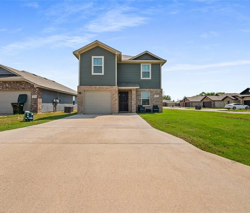 452 Bobbie Street, Mabank TX 75147