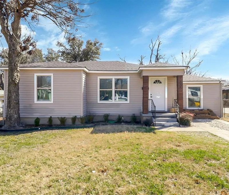 1208 Hansboro Avenue, Dallas TX 75224