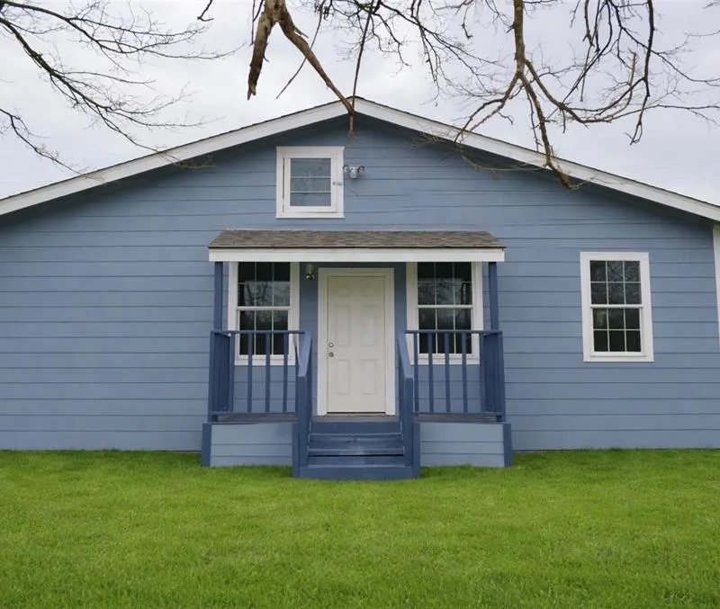 309 E Pine Street, Jacksboro TX 76458