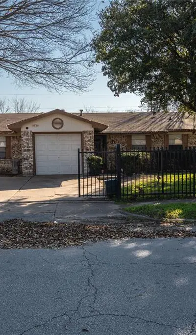 12416 Spring Branch Drive, Balch Springs TX 75180
