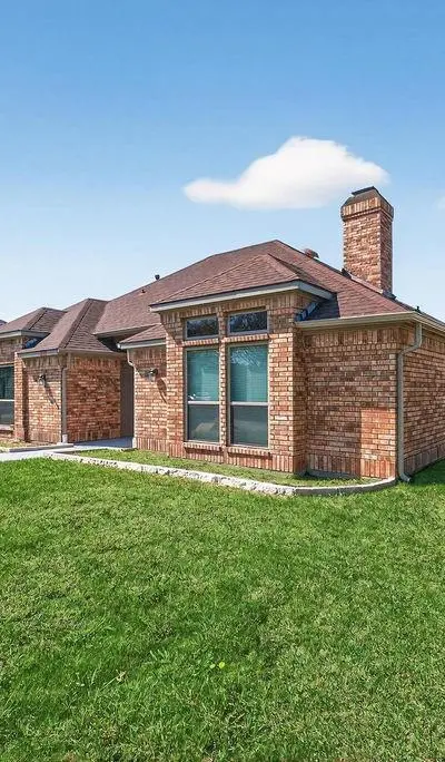 2229 Country Valley Road, Garland TX 75041 - Photo 2