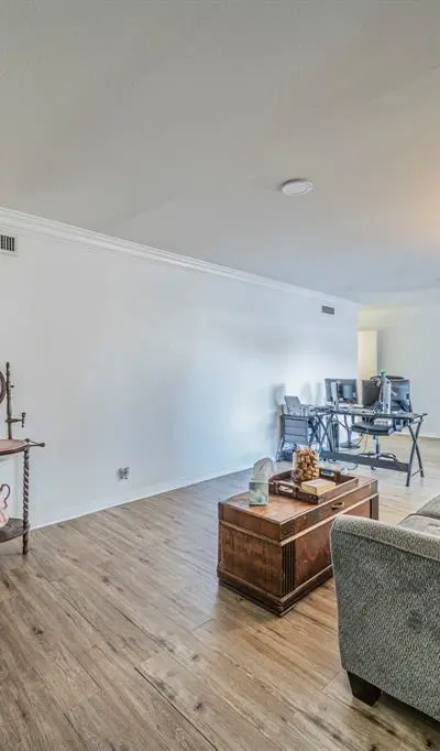 558 E Avenue J # B, Grand Prairie TX 75050 - Photo 2