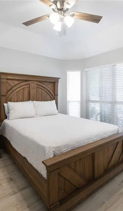 2405 Pinehurst Court, Highland Village TX 75077 - Photo 5